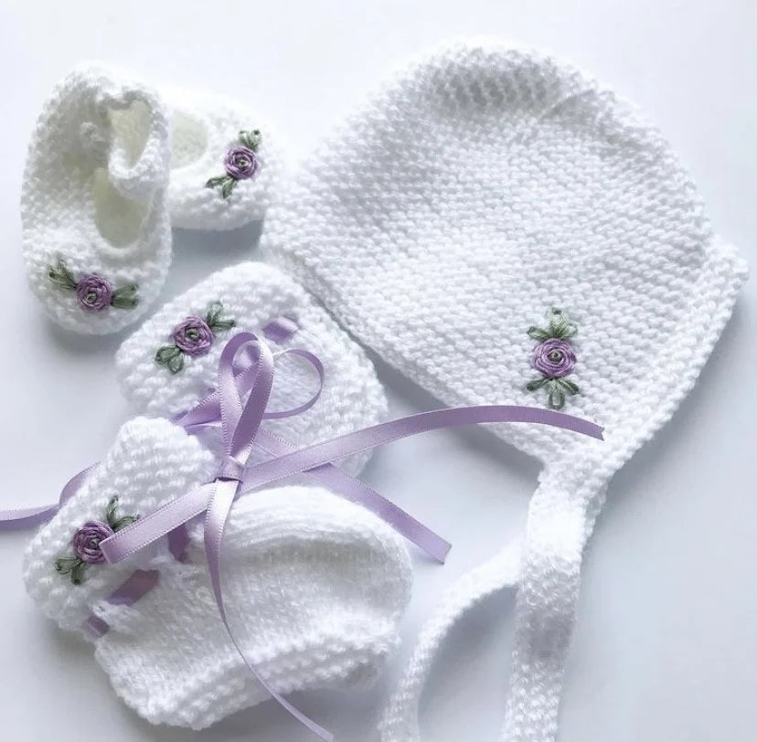 BONNET, BOOTIES & SHOES KNIT SET